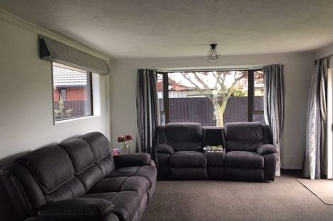 Photo of property in 51 Arcon Drive, Broomfield, Christchurch, 8042