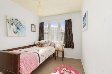 Photo of property in 368 George Street, Stokes Valley, Lower Hutt, 5019