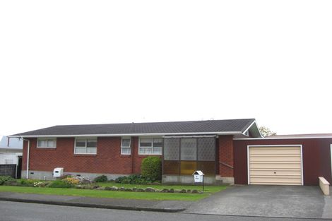 Photo of property in 4 Parsons Street, Vogeltown, New Plymouth, 4310