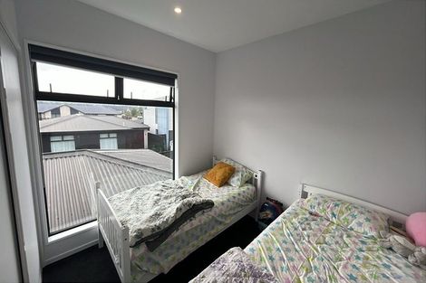 Photo of property in 5 Bellbird Lane, Marshland, Christchurch, 8083