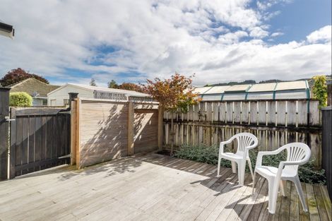 Photo of property in 74e Gibbons Street, Ebdentown, Upper Hutt, 5018