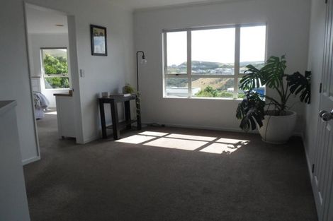 Photo of property in 40 Waverton Terrace, Churton Park, Wellington, 6037
