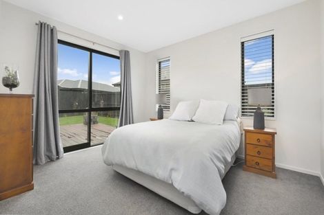 Photo of property in 11 Pajet Street, Marshland, Christchurch, 8083