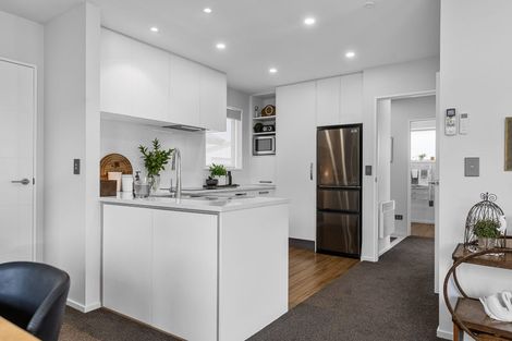 Photo of property in 2/120 Gilberthorpes Road, Hei Hei, Christchurch, 8042