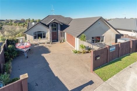 Photo of property in 48 Coleraine Drive, Rototuna, Hamilton, 3210