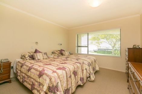 Photo of property in 15 Alfred Road, Egmont Village, New Plymouth, 4371