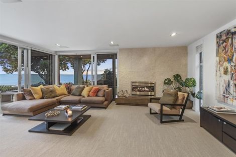 Photo of property in 25 Huntly Road, Campbells Bay, Auckland, 0630