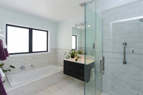 Photo of property in 75 Hetley Crescent, Taradale, Napier, 4112