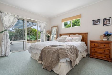 Photo of property in 34 Bermuda Place, One Tree Point, 0118