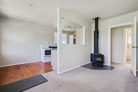 Photo of property in 37 Ogle Crescent, Te Kamo, Whangarei, 0112