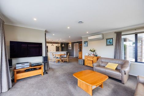 Photo of property in 3b Innes Place, Roslyn, Palmerston North, 4414
