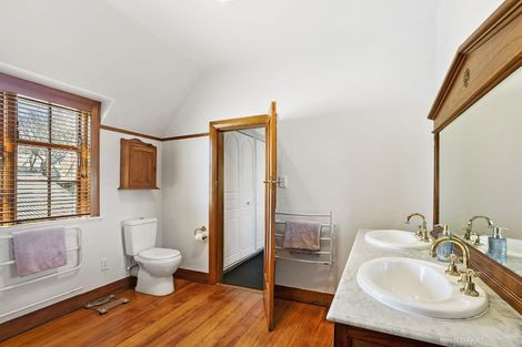 Photo of property in 20 Upland Road, Kelburn, Wellington, 6012