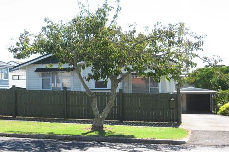 Photo of property in 9 Haverstock Road, Sandringham, Auckland, 1025