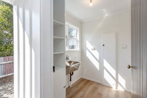 Photo of property in 97 Broadway, Carterton, 5713