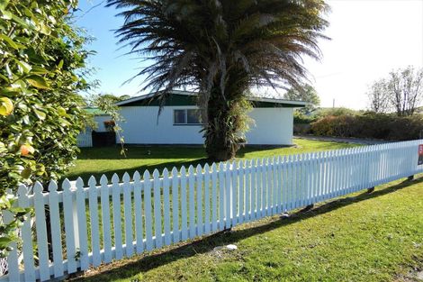 Photo of property in 2 Stewart Street, Waimangaroa, Westport, 7891