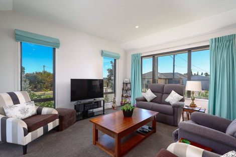 Photo of property in 18 Andrew Street, Stoke, Nelson, 7011