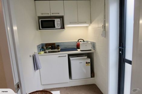 Photo of property in 289b Courtenay Street, Strandon, New Plymouth, 4312