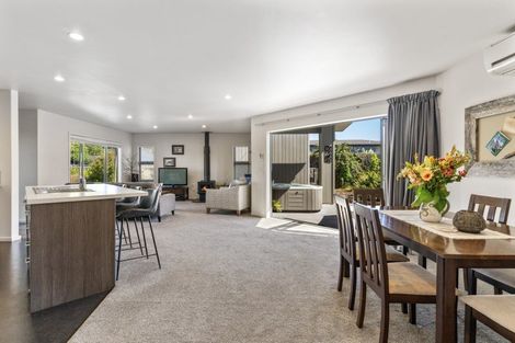 Photo of property in 73 Montgomery Crescent, Kinloch, Taupo, 3377