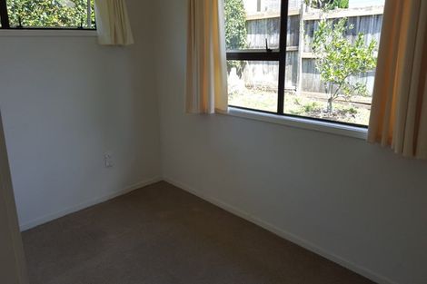 Photo of property in 31 Gladstone Road, Northcote, Auckland, 0627