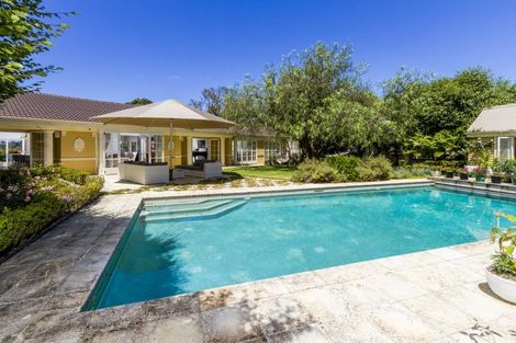 Photo of property in 40 Shakespeare Road, Milford, Auckland, 0620