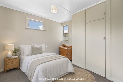 Photo of property in 1106 Karamu Road North, Mayfair, Hastings, 4122