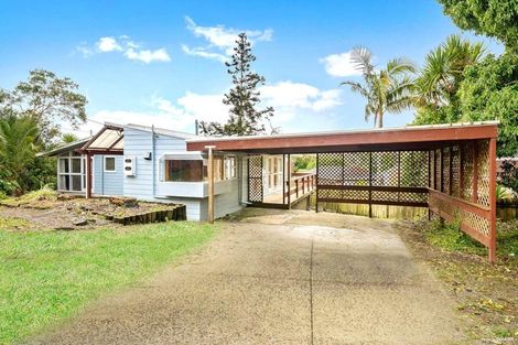 Photo of property in 28 Sunnyfield Crescent, Glenfield, Auckland, 0629