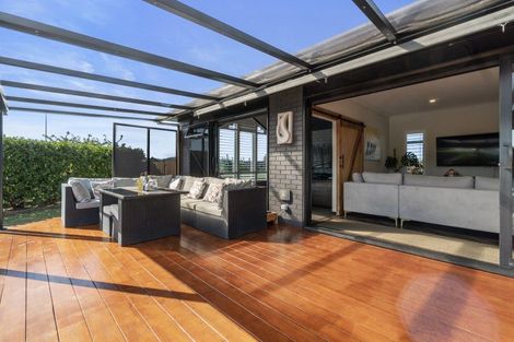 Photo of property in 71 Alan Livingston Drive, Cambridge, 3434