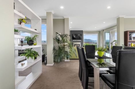 Photo of property in 2 Lynley Park Drive, Omokoroa, 3114