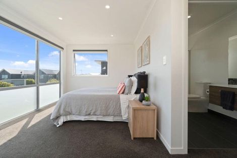 Photo of property in 27 Harvard Street, Hobsonville, Auckland, 0616