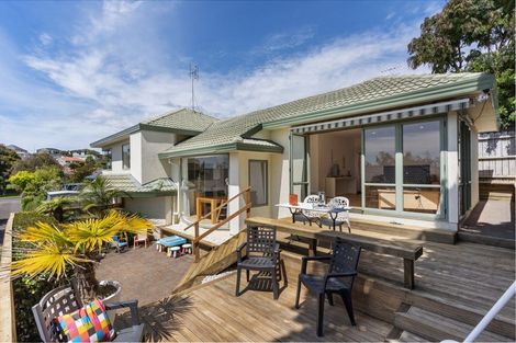 Photo of property in 1/28 Wiltshire Place, Somerville, Auckland, 2014