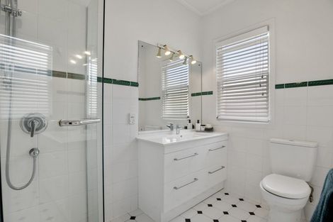 Photo of property in 5 Huia Street, Devonport, Auckland, 0624