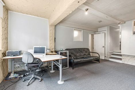 Photo of property in 16 Mayfair Crescent, Mairangi Bay, Auckland, 0630