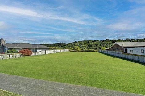 Photo of property in 35 Pukeko Way, Kinloch, Taupo, 3377
