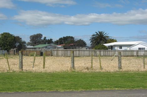 Photo of property in 11 Pollen Street, Matata, 3194