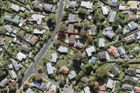 Photo of property in 16 Crompton Road, Massey, Auckland, 0614