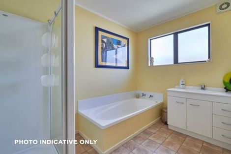 Photo of property in 68 Clifton Terrace, Fitzherbert, Palmerston North, 4410