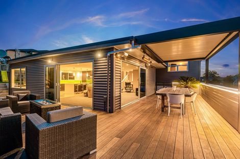 Photo of property in 64 O'halloran Road, Howick, Auckland, 2014