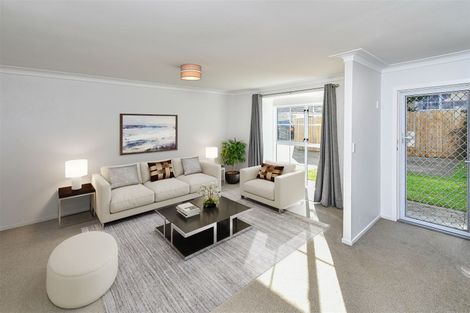 Photo of property in 2/2 Tampin Road, Hillpark, Auckland, 2102