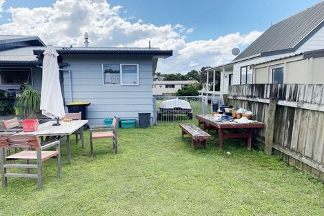 Photo of property in 3 Nicholas Avenue, Whitianga, 3510
