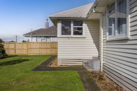 Photo of property in 5 Avon Street, Stratford, 4332