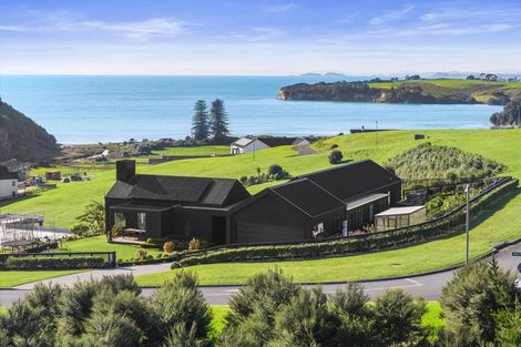 Photo of property in 26 Taha Puke Road, Okura Bush, Albany, 0794