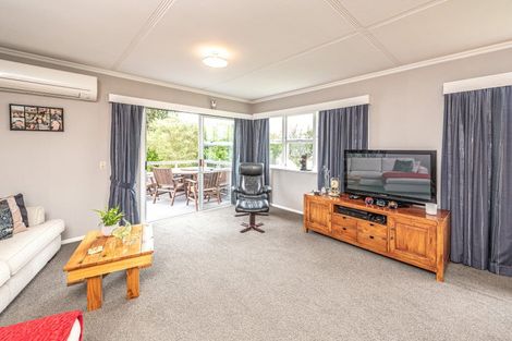 Photo of property in 37 Bear Street, Waverley, 4510