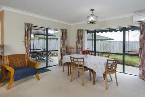 Photo of property in 14 Ridgemount Terrace, Welcome Bay, Tauranga, 3112