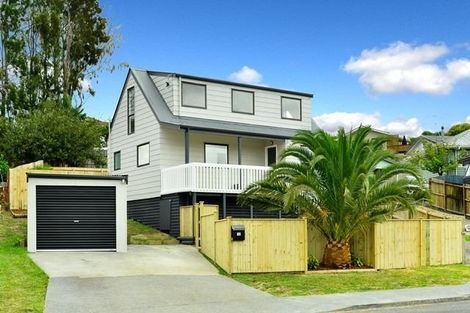Photo of property in 12 Midgley Road, West Harbour, Auckland, 0618