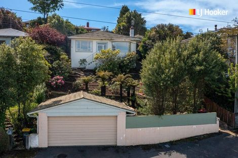 Photo of property in 112 Oakwood Avenue, Balaclava, Dunedin, 9011