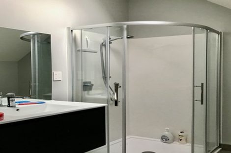 Photo of property in 11 Bond Street, Hamilton East, Hamilton, 3216