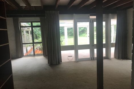 Photo of property in 24 Valley Road, Northcote, Auckland, 0626