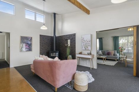 Photo of property in 15 Francis Road, Paraparaumu Beach, Paraparaumu, 5032