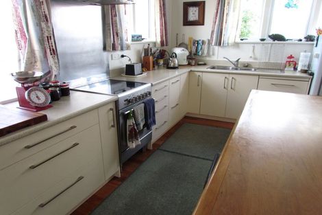 Photo of property in 37 Upper Plain Road, Masterton, 5810