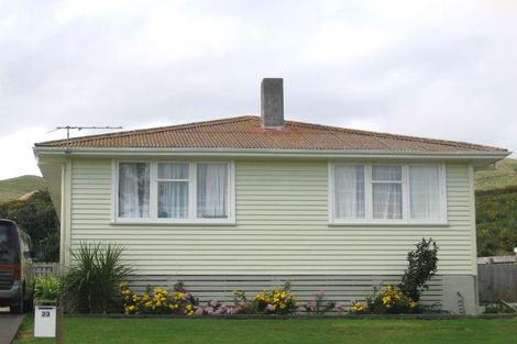 Photo of property in 23 Surprise Place, Cannons Creek, Porirua, 5024